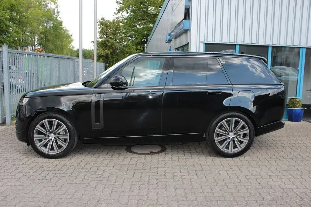 Gebraucht Land Rover Range Rover HSE 360 PS (264 kW) 2025 Schwarz SUV