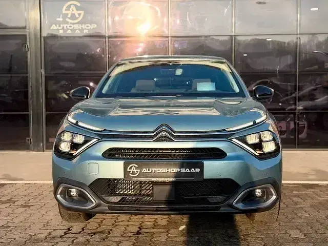 Gebraucht Citroën C4 131 PS (96 kW) 2024 Blau Limousine