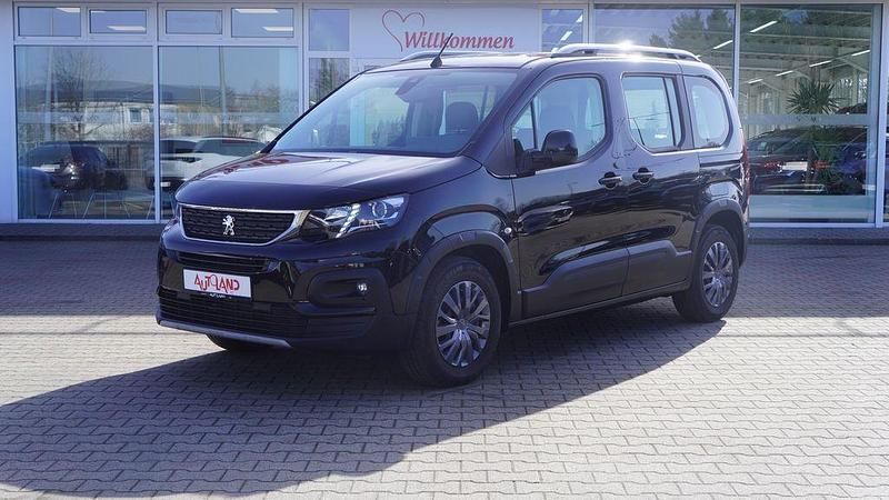 Gebraucht Peugeot Rifter Allure 131 PS (96 kW) 2020 Schwarz Van / Kleinbus
