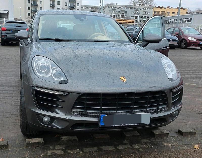 Grau Gebraucht 2014 Porsche Macan S SUV | 26.000 € (Fairer Preis) - Bild 1/4