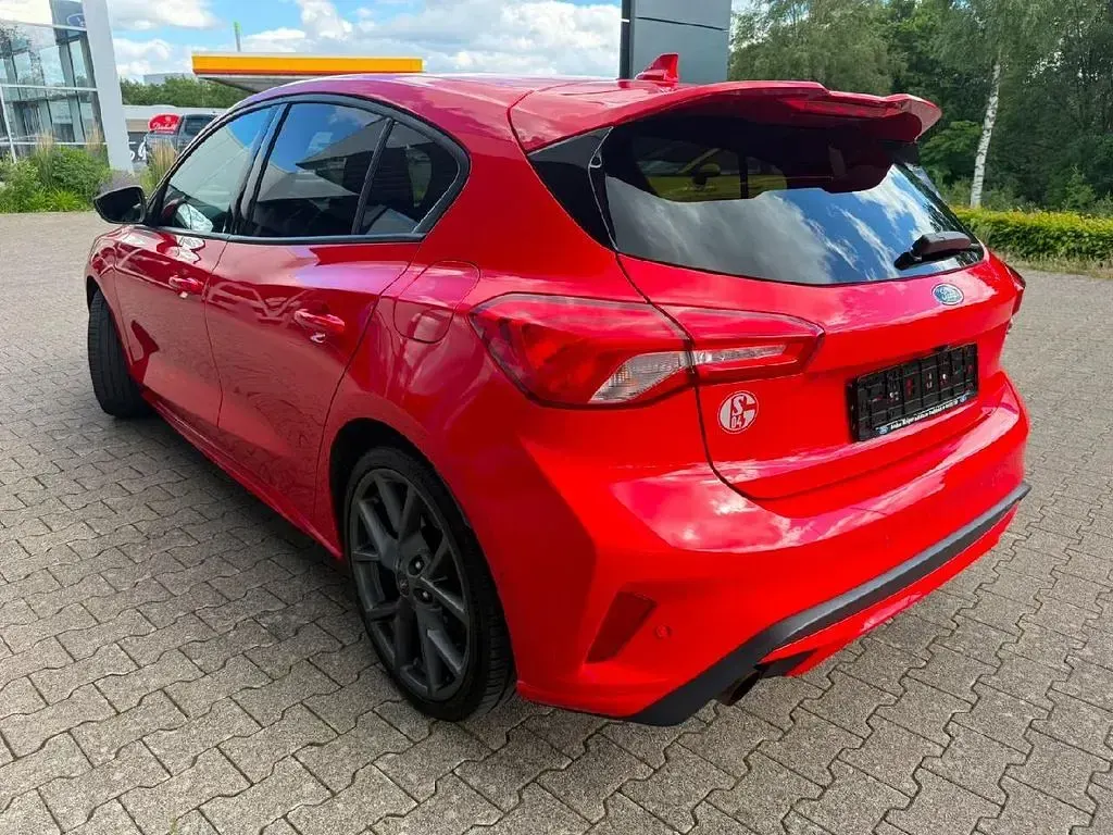 Gebraucht Ford Focus ST 280 PS (205 kW) 2019 Rot Limousine
