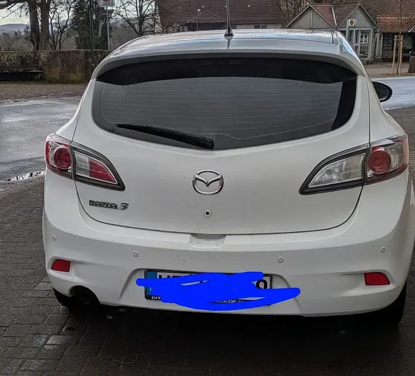 Gebraucht Mazda 3 Edition 105 PS (77 kW) 2012 Weiß Limousine