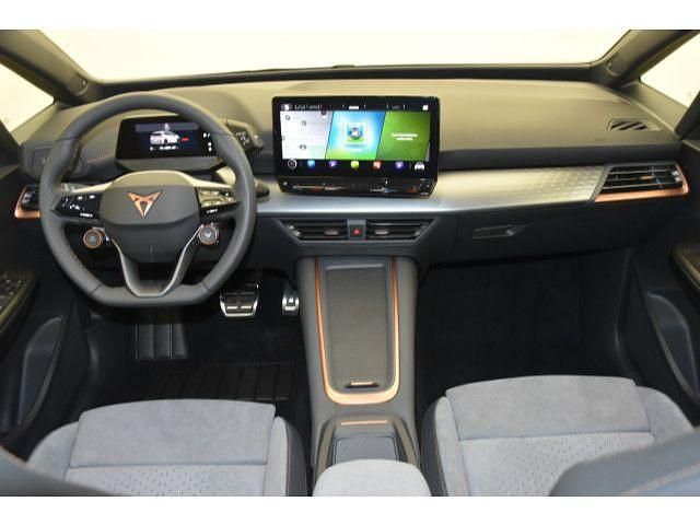 Gebraucht Cupra Born 169 kW (231 PS) 2023 Glacial white (metallic) Kleinwagen