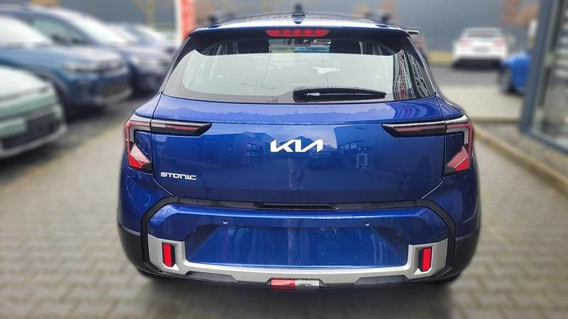 Neu Kia Stonic 101 PS (74 kW) 2026 Metallic SUV