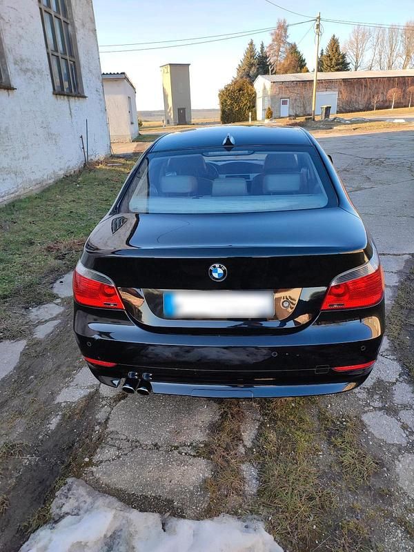 Gebraucht BMW 545 333 PS (244 kW) 2005 Schwarz Limousine