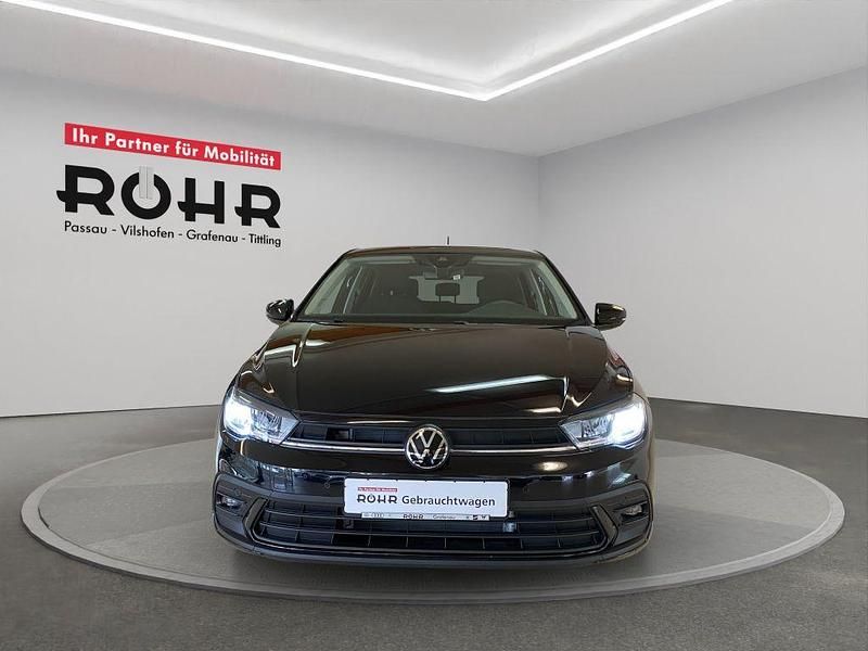Gebraucht VW Polo Life 95 PS (69 kW) 2025 Deep black perleffekt Limousine