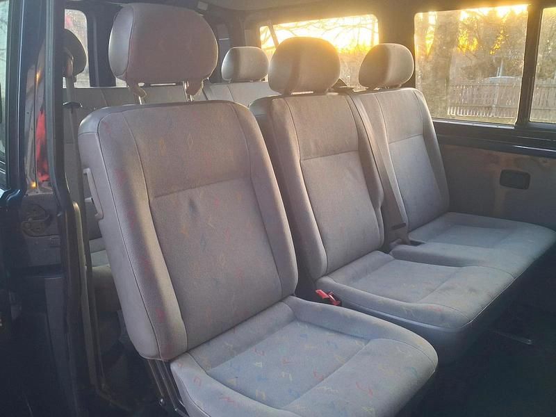 Gebraucht VW T5 105 PS (77 kW) 2004 Blau Van