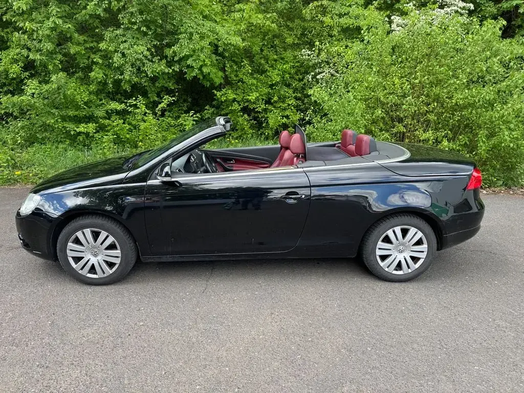 Gebraucht VW Eos 140 PS (102 kW) 2007 Schwarz Cabrio