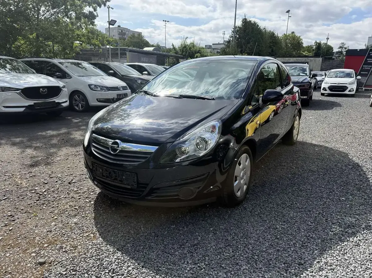Gebraucht Opel Corsa Edition 87 PS (63 kW) 2010 Saphirschwarz mineraleffekt Kleinwagen