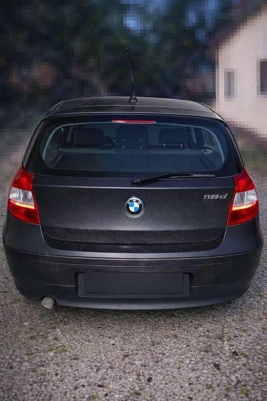 Gebraucht BMW 118 130 PS (95 kW) 2006 Braun Kleinwagen