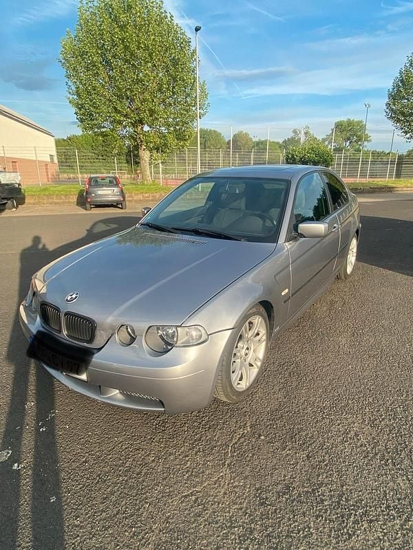 Grau Gebraucht 2001 BMW 316 Compact Kleinwagen | 1.500 € (Fairer Preis) - Bild 1/4