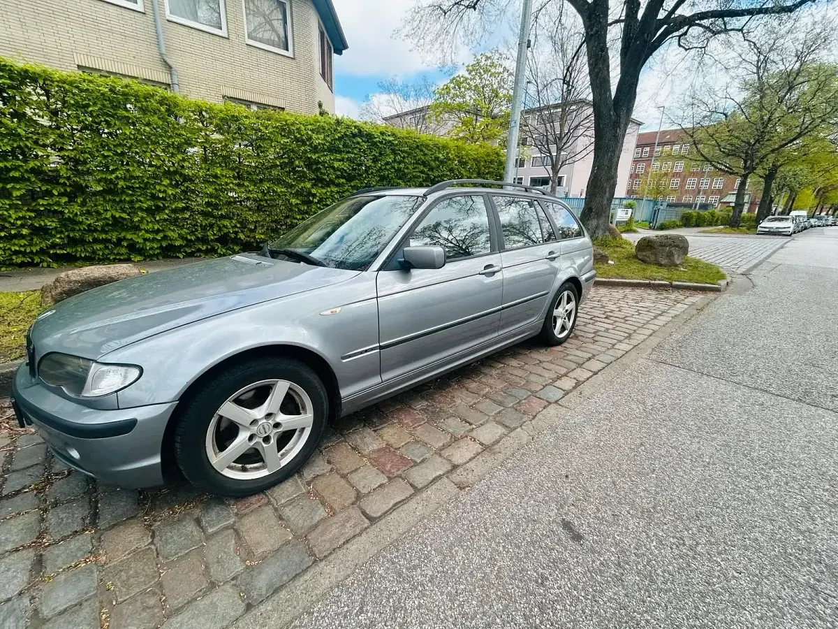 Usata BMW 320 150 CV (110 kW) 2004 Grigio Station wagon