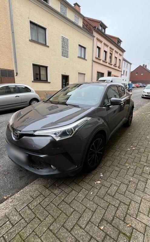 Grau Gebraucht 2017 Toyota C-HR Lounge SUV | 14.100 € (Fairer Preis) - Bild 1/4