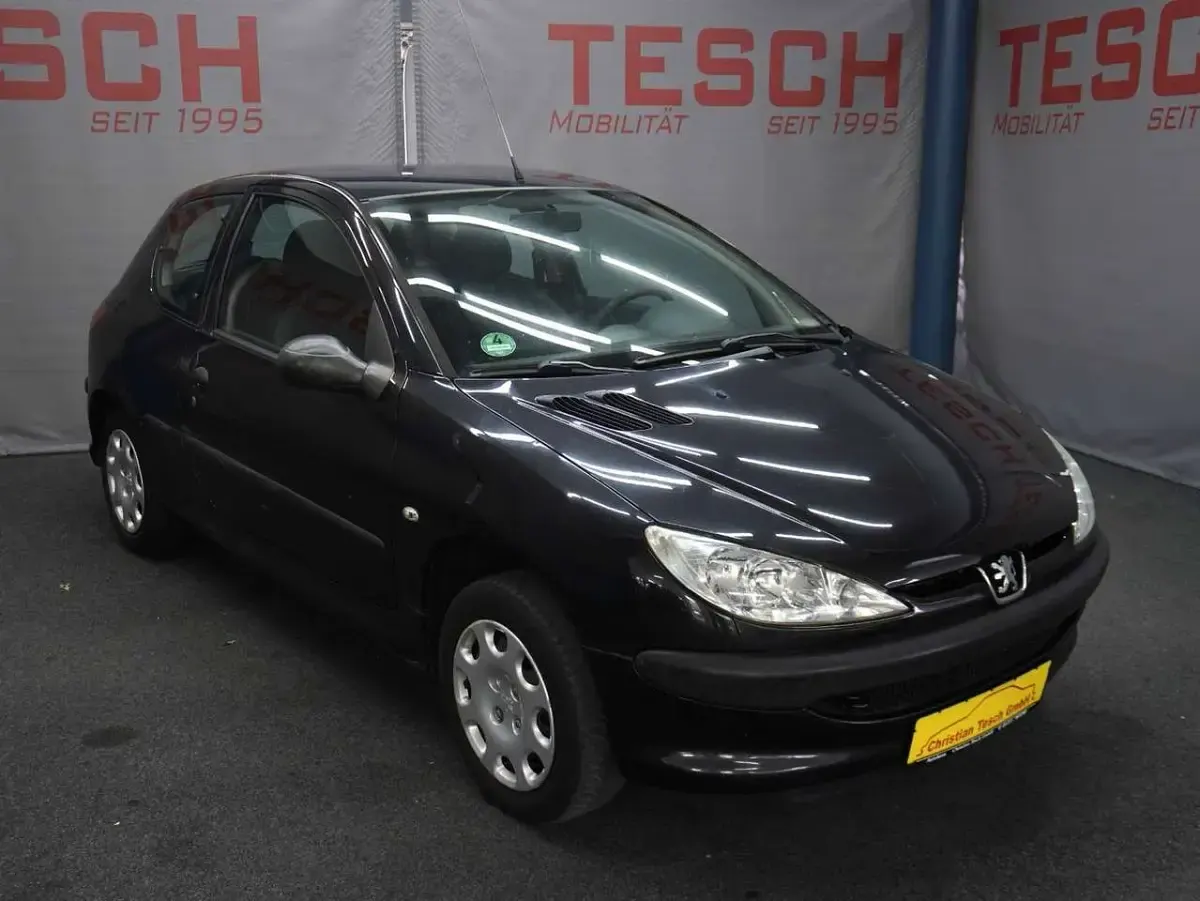 Gebraucht Peugeot 206 Filou 75 PS (55 kW) 2007 Schwarz Limousine
