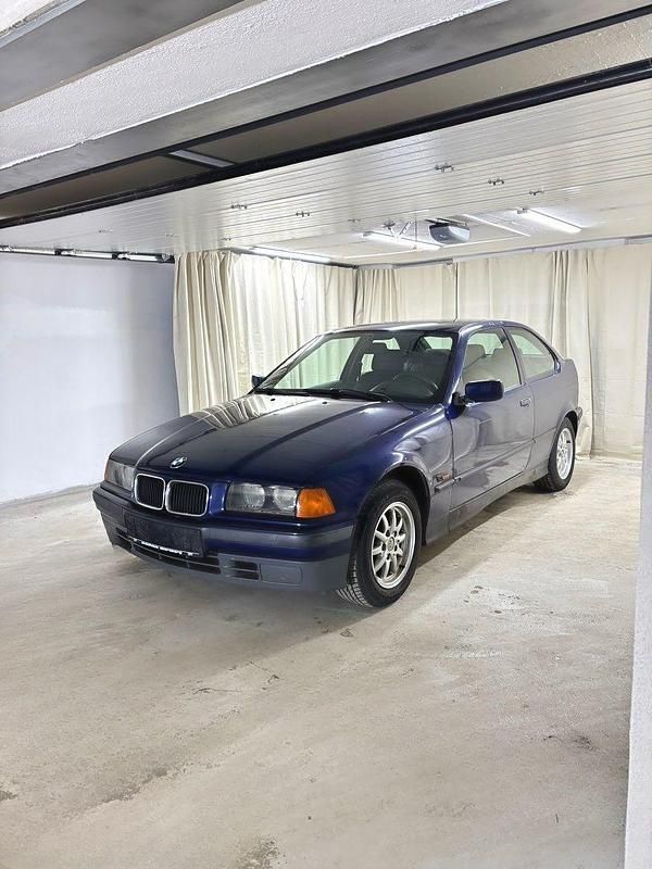 Gebraucht BMW 316 101 PS (74 kW) 1996 Blau Coupé