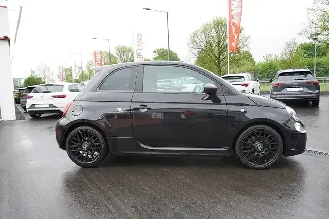Gebraucht Abarth 595 165 PS (121 kW) 2023 Schwarz Limousine