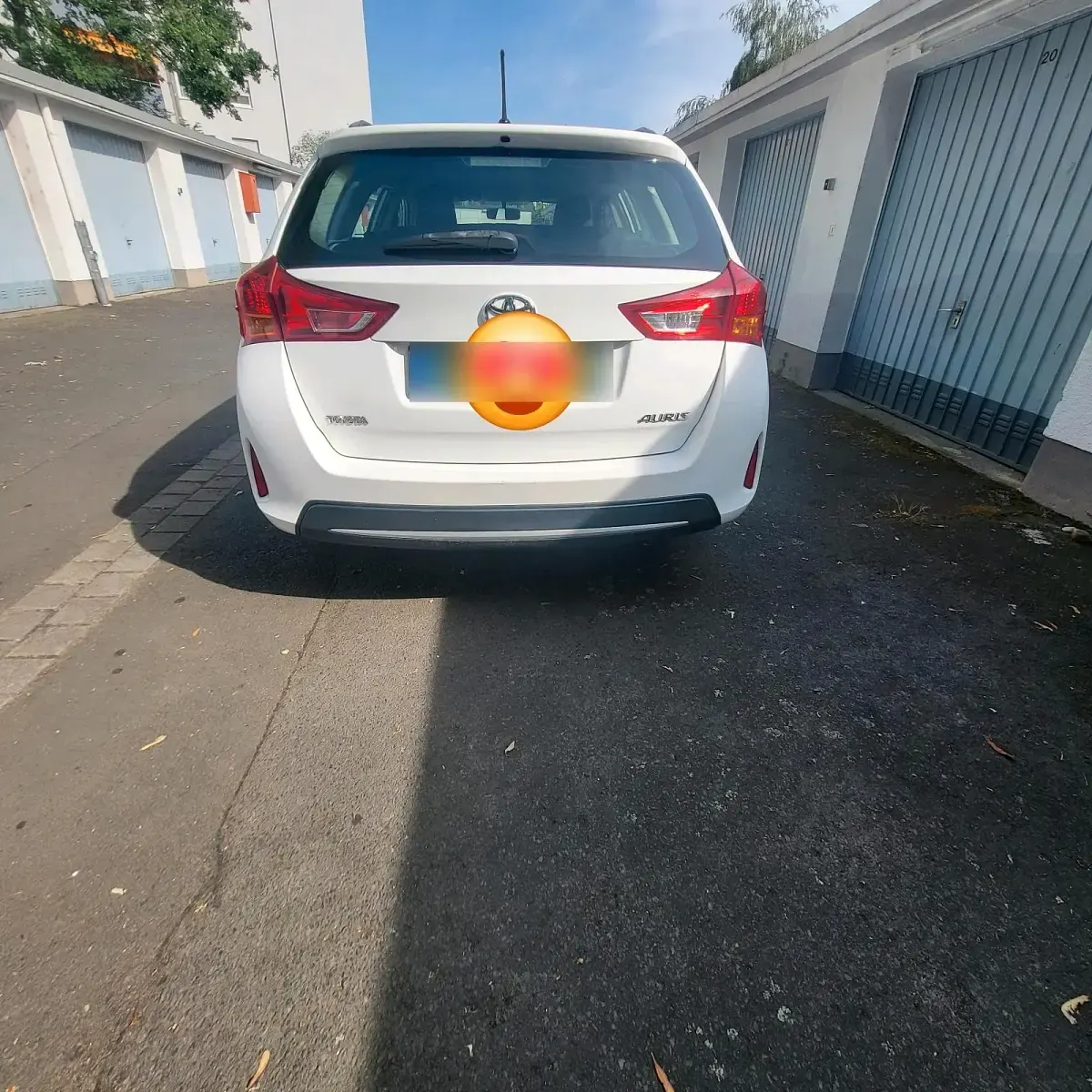 Gebraucht Toyota Auris 90 PS (66 kW) 2026 Weiß Kleinwagen