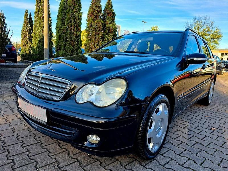 Schwarz Gebraucht 2005 Mercedes C180 Kombi | 3.390 € (Fairer Preis) - Bild 1/4
