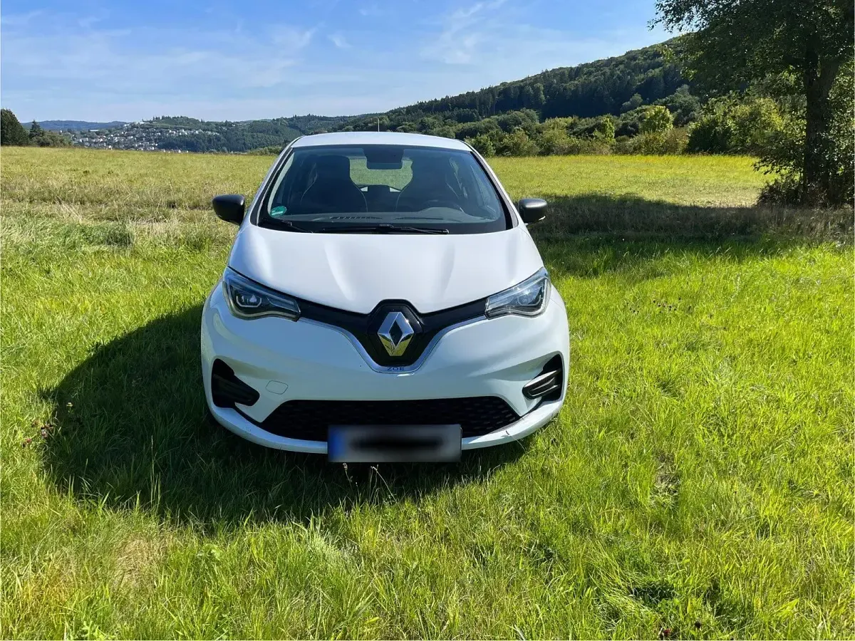 Gebraucht Renault Zoe 50 kW (69 PS) 2020 Weiß Kleinwagen