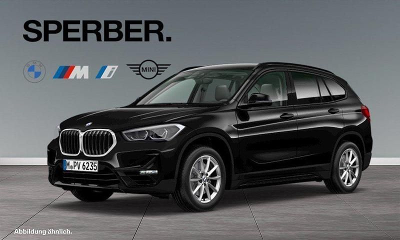 Schwarz Gebraucht 2021 BMW X1 Sport Line SUV | 25.900 € (Fairer Preis) - Bild 1/4