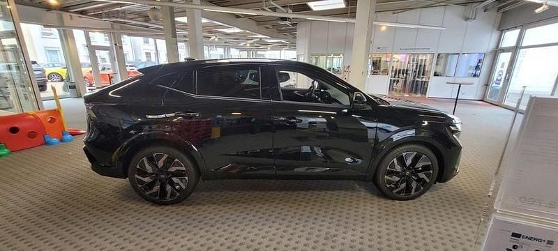 Nowe Renault Rafale Esprit Alpine 200 KM (147 kW) 2026 Czarny SUV