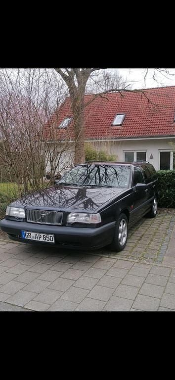 Schwarz Gebraucht 1996 Volvo 850 Kombi | 3.355 € (Teuer) - Bild 1/4