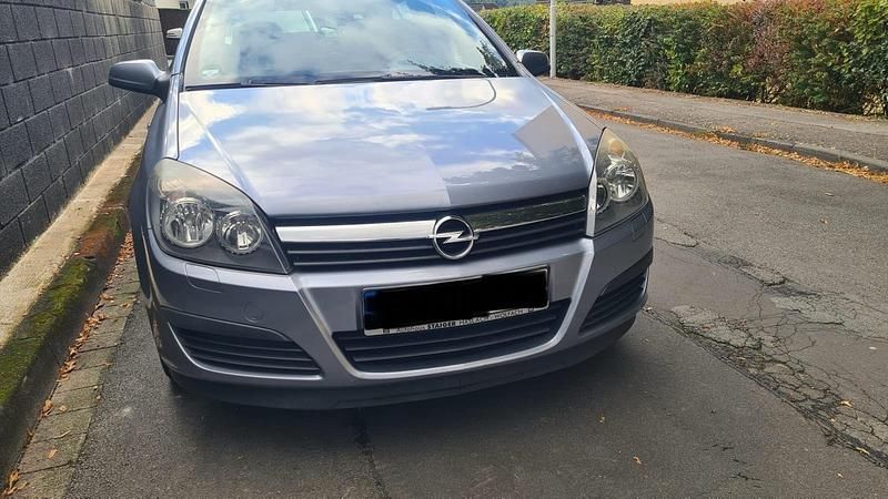 Silber Gebraucht 2006 Opel Astra Kleinwagen | 1.999 € (Fairer Preis) - Bild 1/4