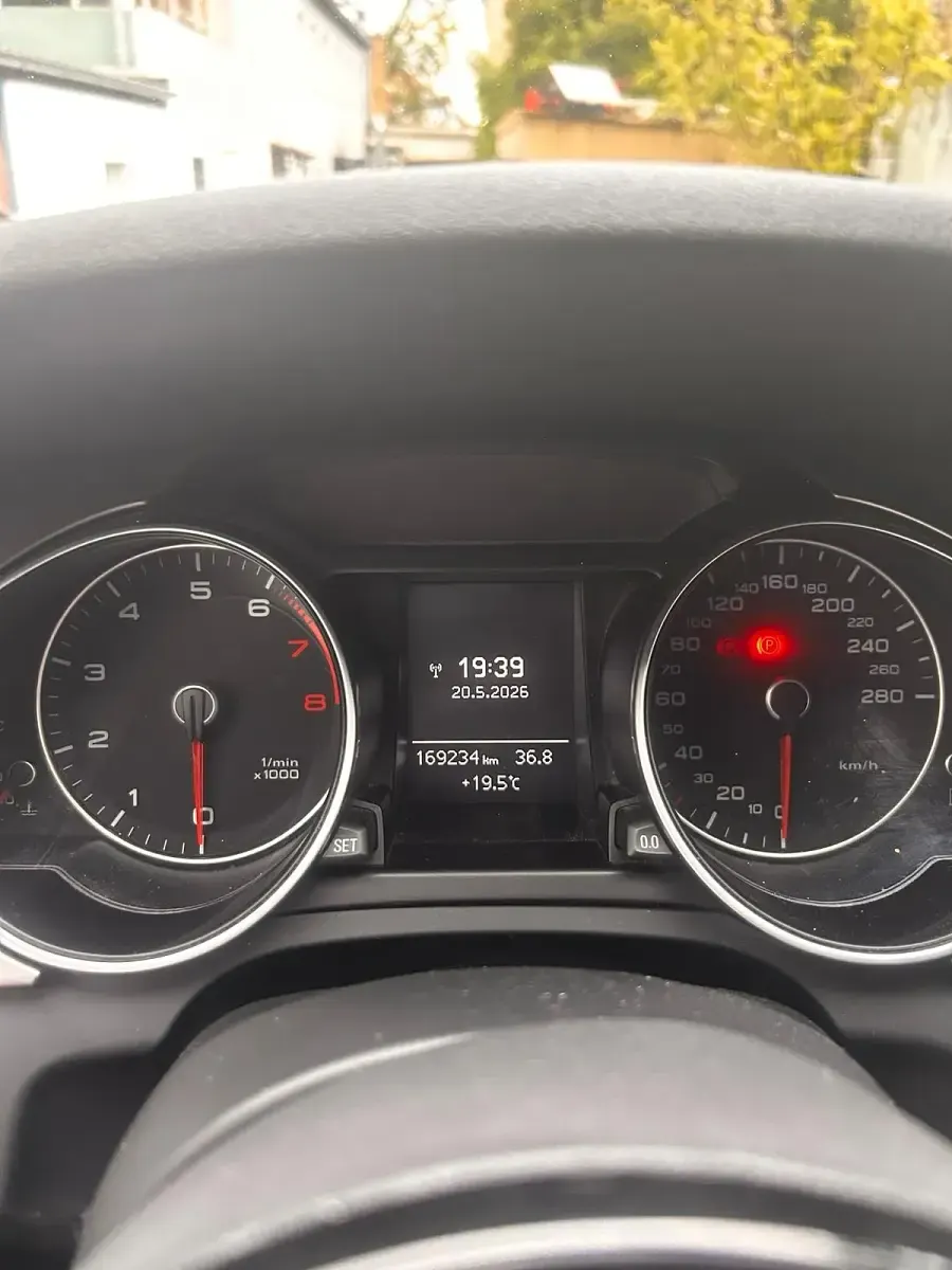 Używany Audi A5 Sportback 170 KM (125 kW) 2012 Brązowy Hatchback