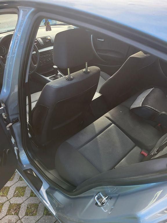 Gebraucht BMW 116 116 PS (85 kW) 2006 Grau Kleinwagen