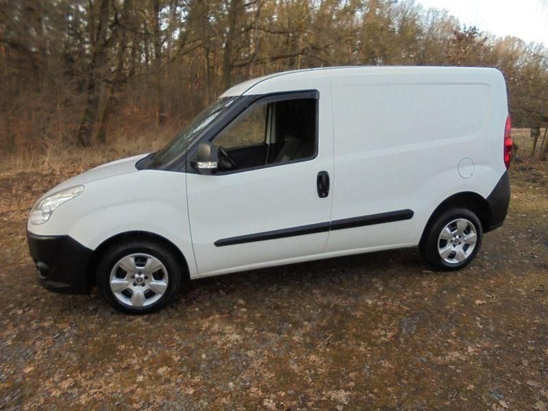 Gebraucht Fiat Doblò 75 PS (55 kW) 2014 Weiß Van / Kleinbus
