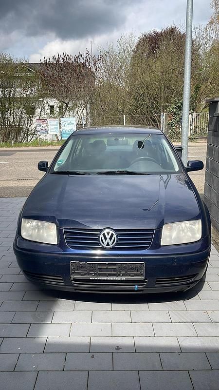 Gebraucht VW Bora 105 PS (77 kW) 1999 Blau Limousine