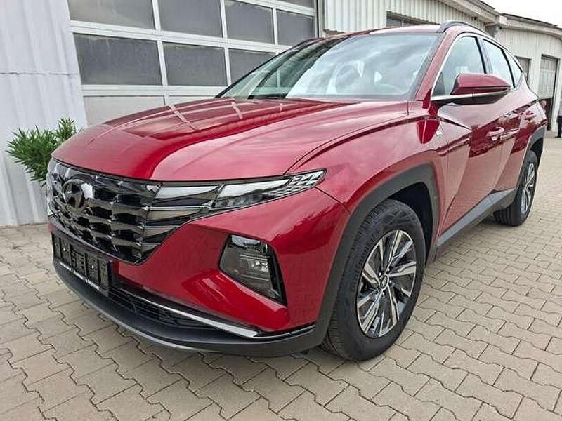 Gebraucht Hyundai Tucson Select 150 PS (110 kW) 2023 Rot SUV