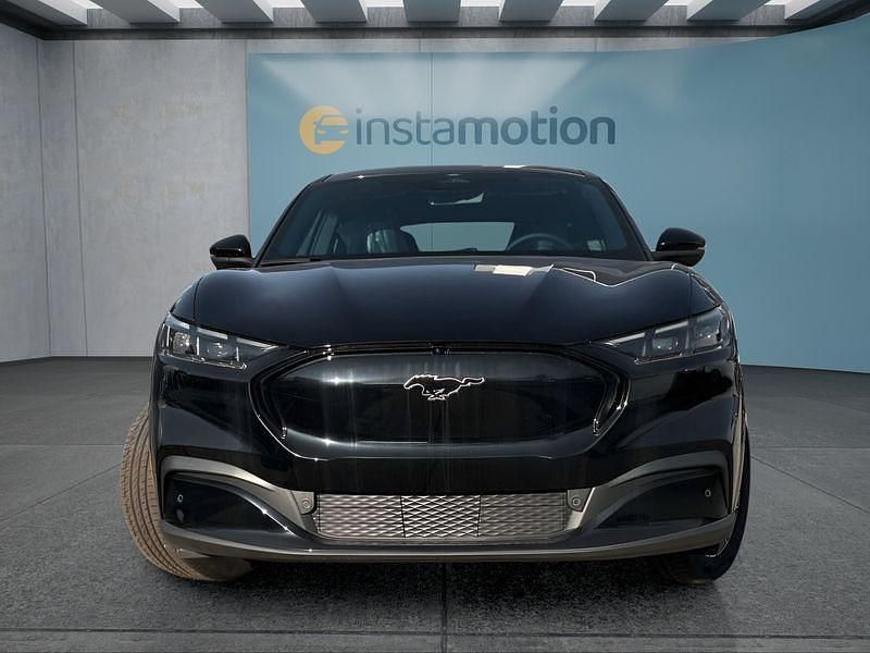 Neu Ford Mustang Mach-E 216 kW (294 PS) 2025 Schwarz SUV