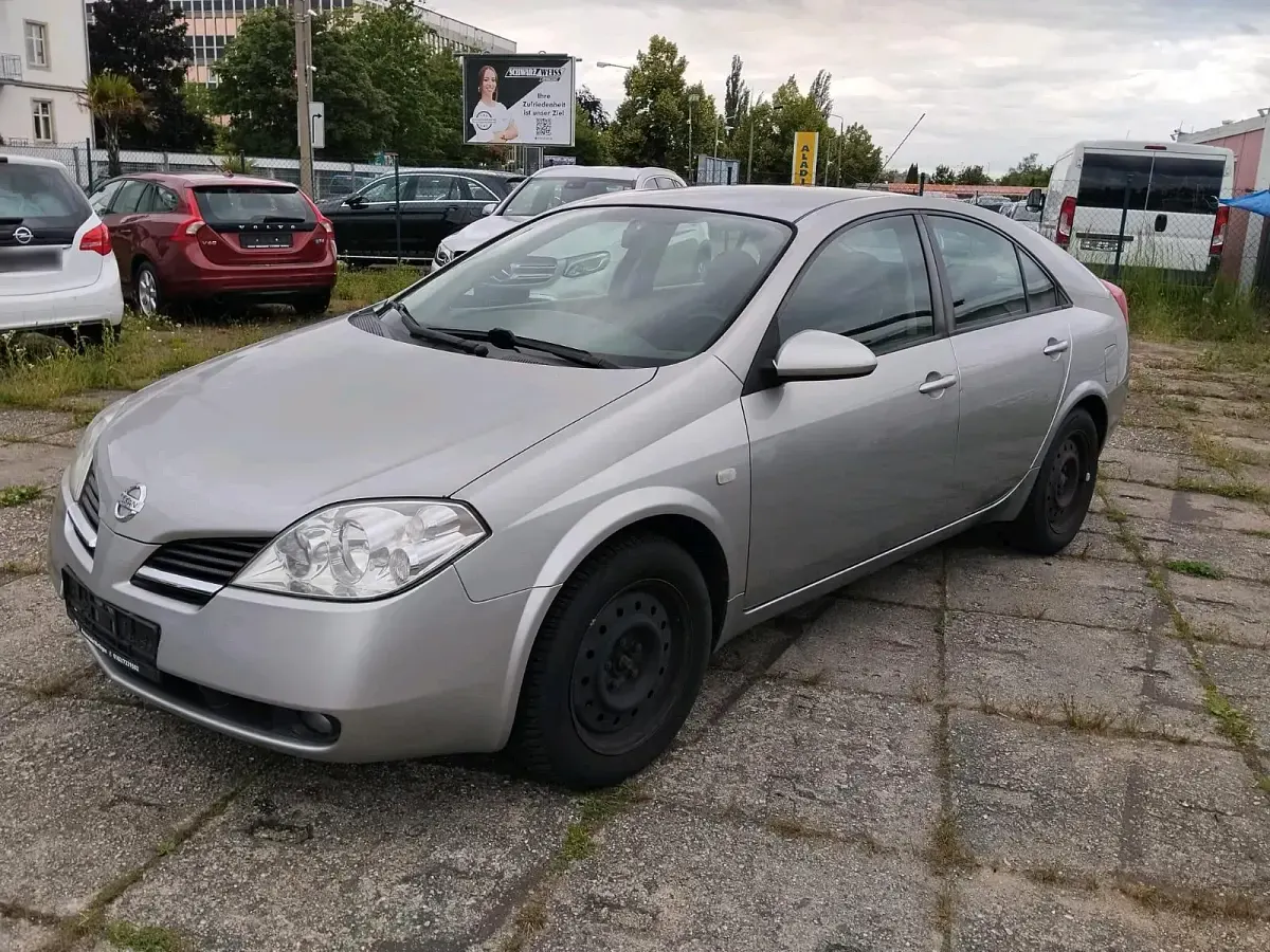 Gebraucht Nissan Primera 115 PS (84 kW) 2004 Silber Limousine