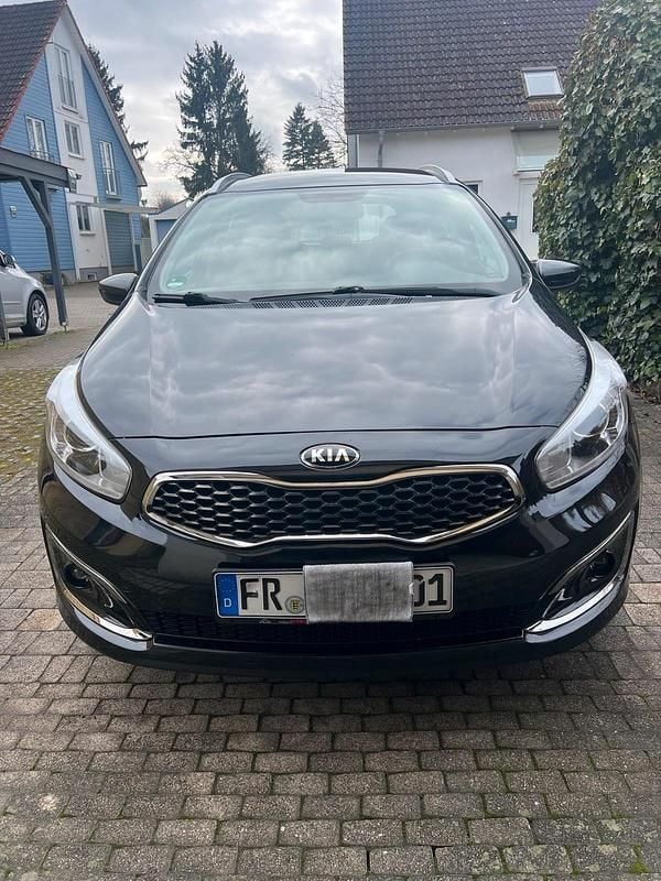Gebraucht Kia Ceed 99 PS (72 kW) 2018 Schwarz Kleinwagen