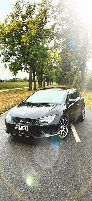 Schwarz Gebraucht 2014 Seat Leon SC CUPRA Kleinwagen | 15.290 € (Fairer Preis) - Bild 1/4