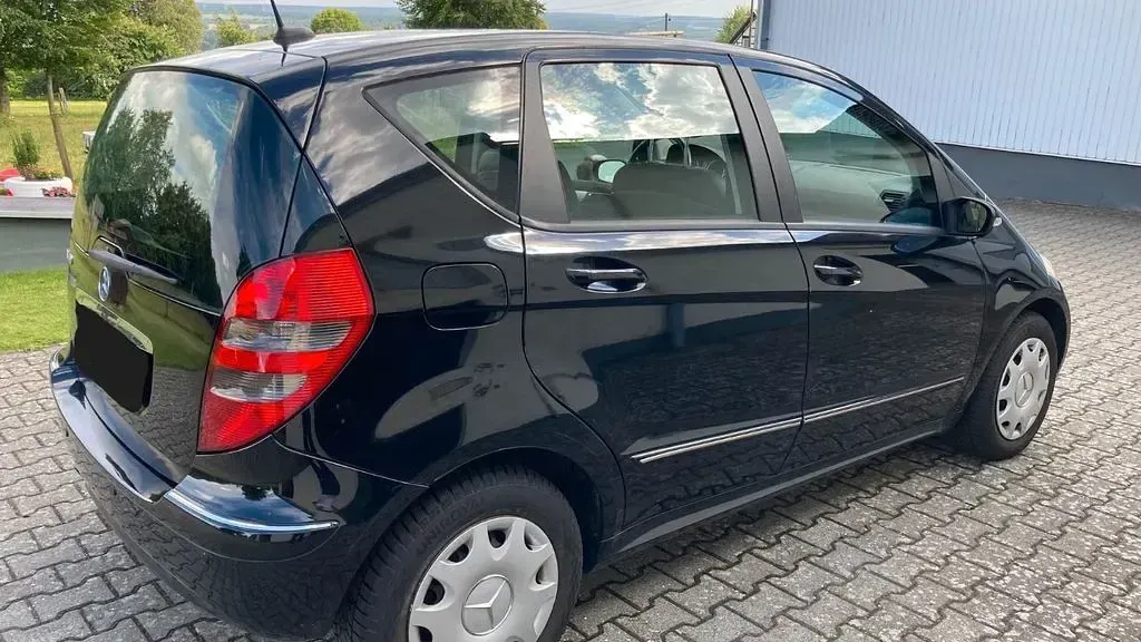Gebraucht Mercedes A150 Avantgarde 95 PS (69 kW) 2005 Schwarz Van / Kleinbus