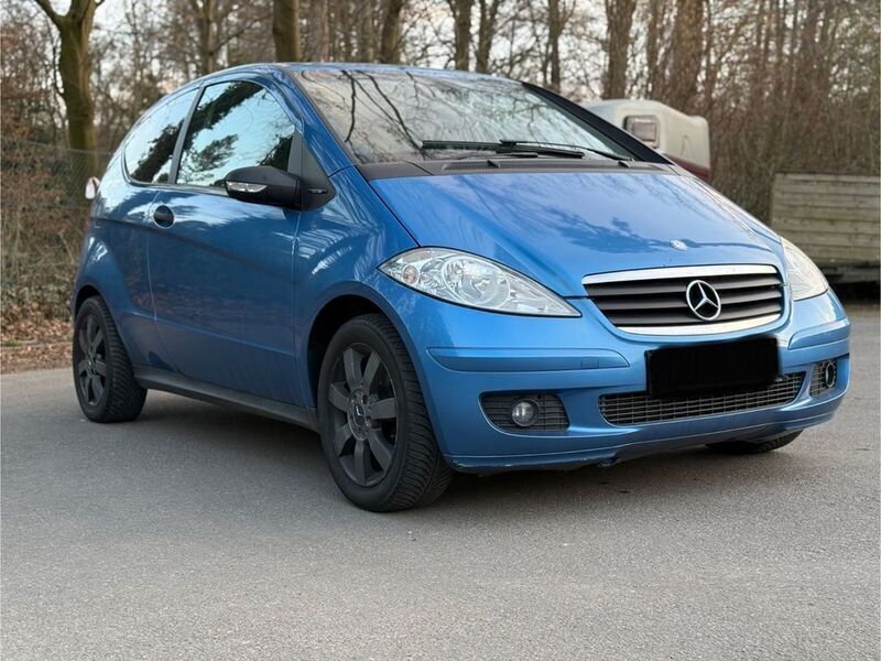 Blau Gebraucht 2006 Mercedes A180 Kleinwagen | 3.290 € (Guter Preis) - Bild 1/4