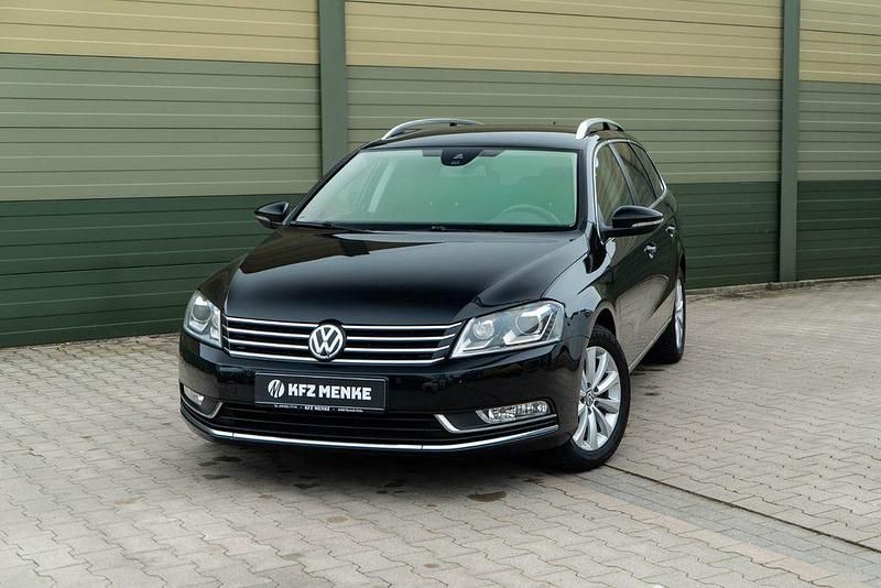 Gebraucht VW Passat Edition 140 PS (102 kW) 2014 Schwarz Kombi