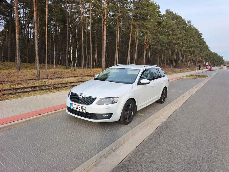 Gebraucht Skoda Octavia Style 150 PS (110 kW) 2016 Weiß Kleinwagen