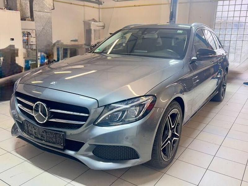 Gebraucht Mercedes C300 Avantgarde 231 PS (169 kW) 2017 Andere Limousine