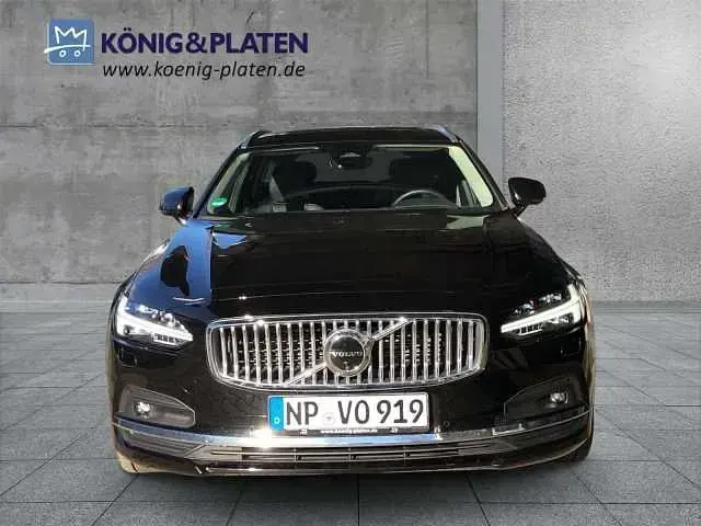 Gebraucht Volvo V90 145 PS (106 kW) 2024 Kombi