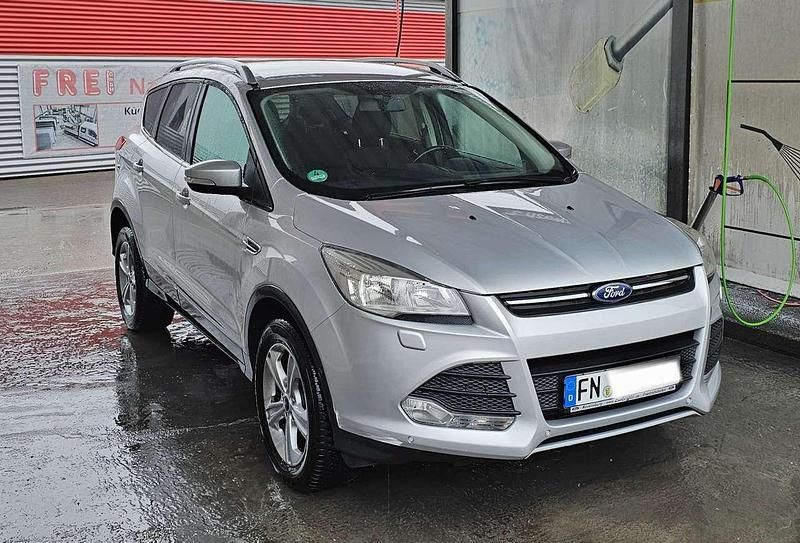 Gebraucht Ford Kuga Trend 150 PS (110 kW) 2014 SUV