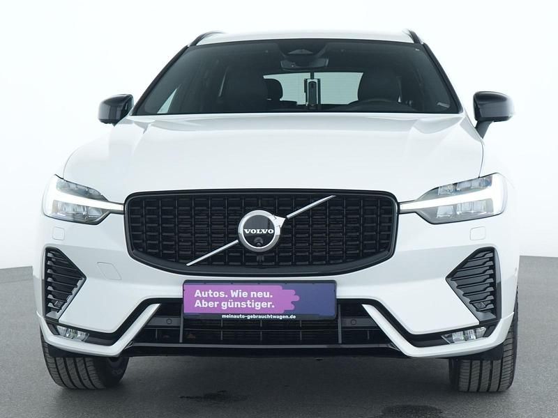 Gebraucht Volvo XC60 Plus 250 PS (183 kW) 2023 Crystal weiss SUV