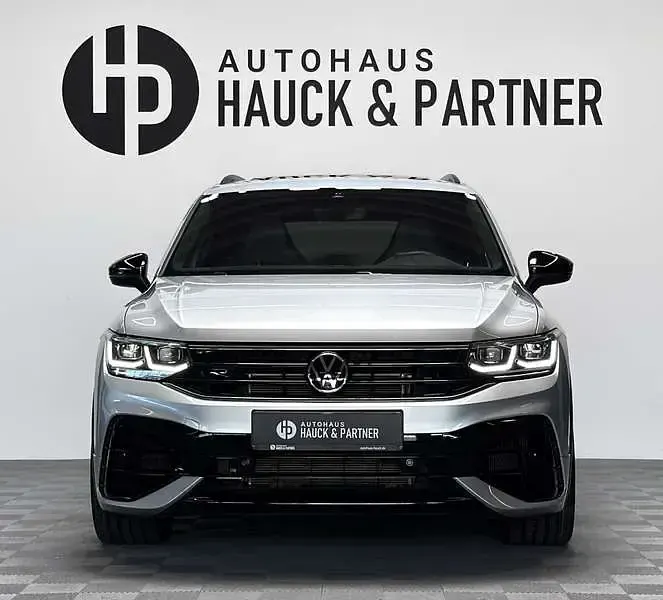 Gebraucht VW Tiguan R 320 PS (235 kW) 2021 Silber SUV