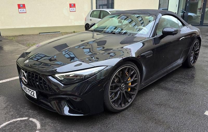 Schwarz Gebraucht 2022 Mercedes SL63 AMG AMG Cabrio | 135.000 € (Fairer Preis) - Bild 1/4