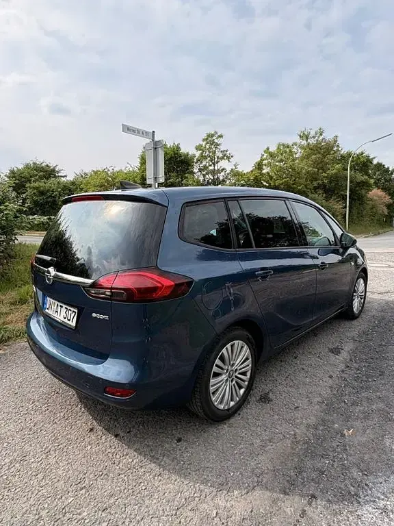 Gebraucht Opel Zafira Tourer Edition 140 PS (102 kW) 2016 Blau Van / Kleinbus