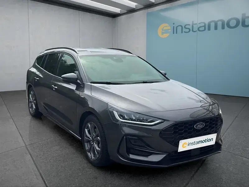 Gebraucht Ford Focus 155 PS (114 kW) 2025 Grau Kombi