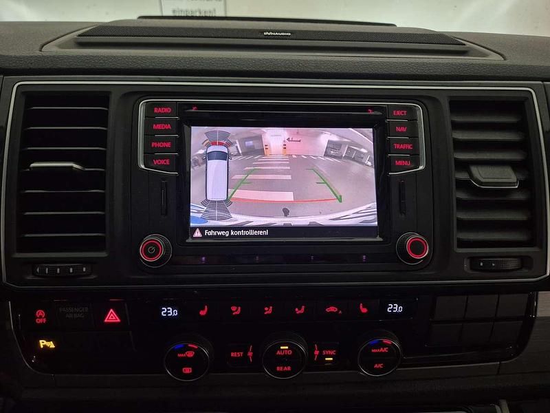 Gebraucht VW Multivan Coast 150 PS (110 kW) 2017 Weiß Van