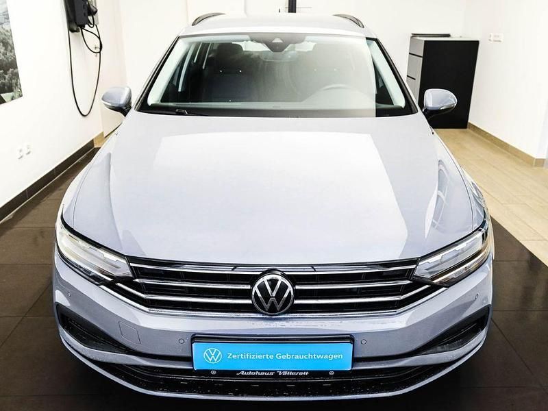 Gebraucht VW Passat Conceptline 150 PS (110 kW) 2023 Grau Kombi
